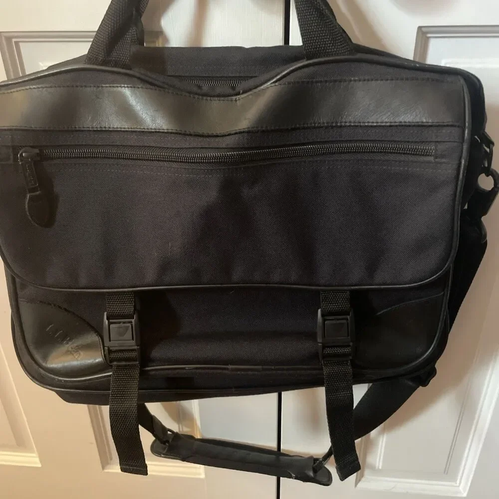 Vintage L.L. Bean Continental Messenger Briefcase Bag - Black Nylon & Leather